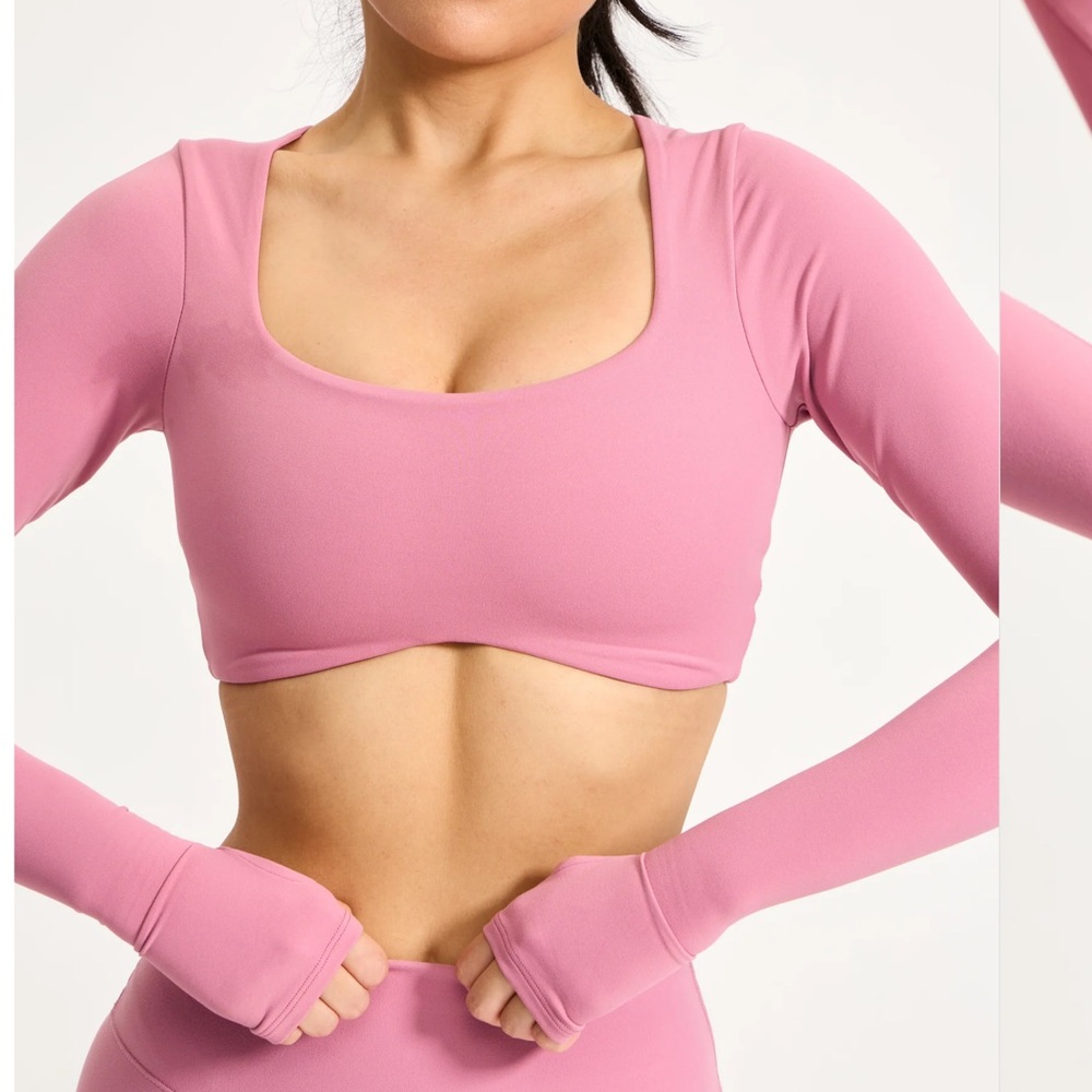 Buffbunny - Revolution Halter Sports Bra - Picture 3 of 7